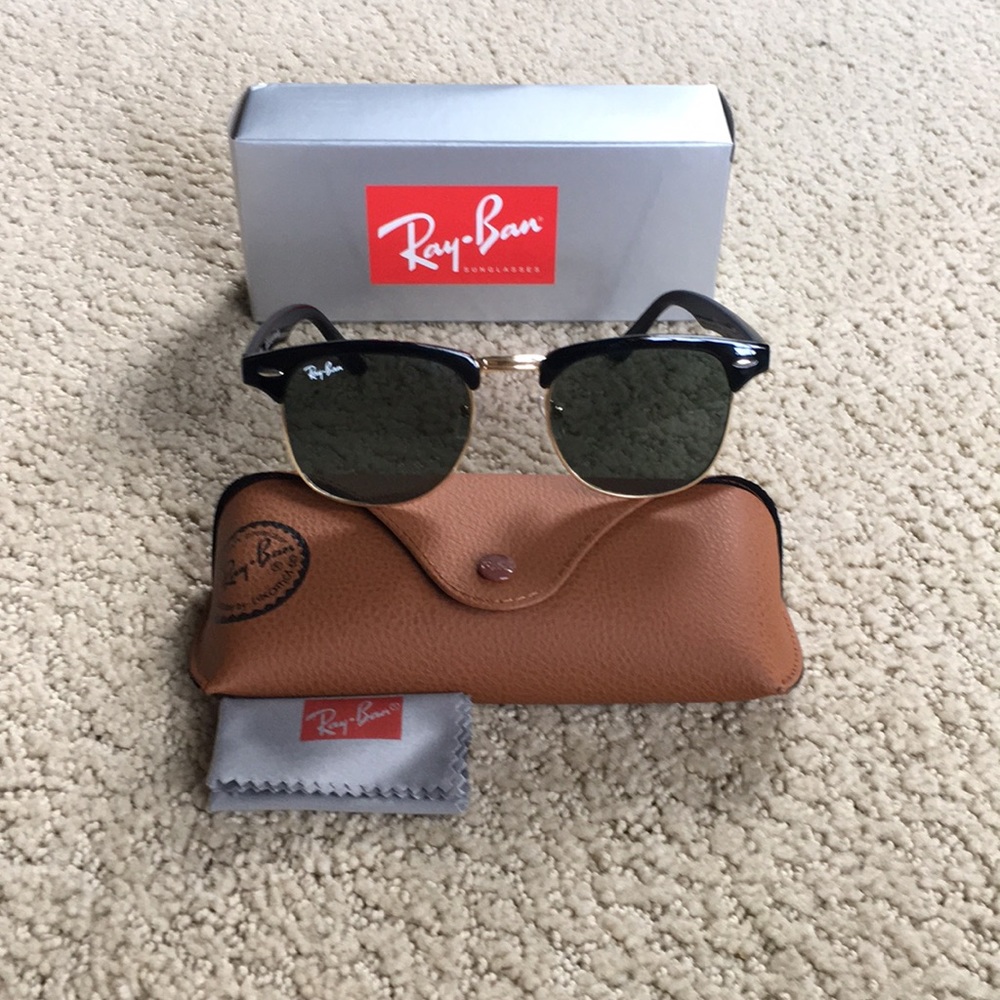 Ray-Bans CLUBMASTER CLASSIC